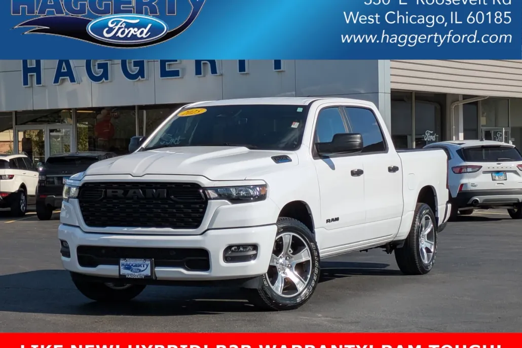 2025 Ram 1500 Tradesman photo 1