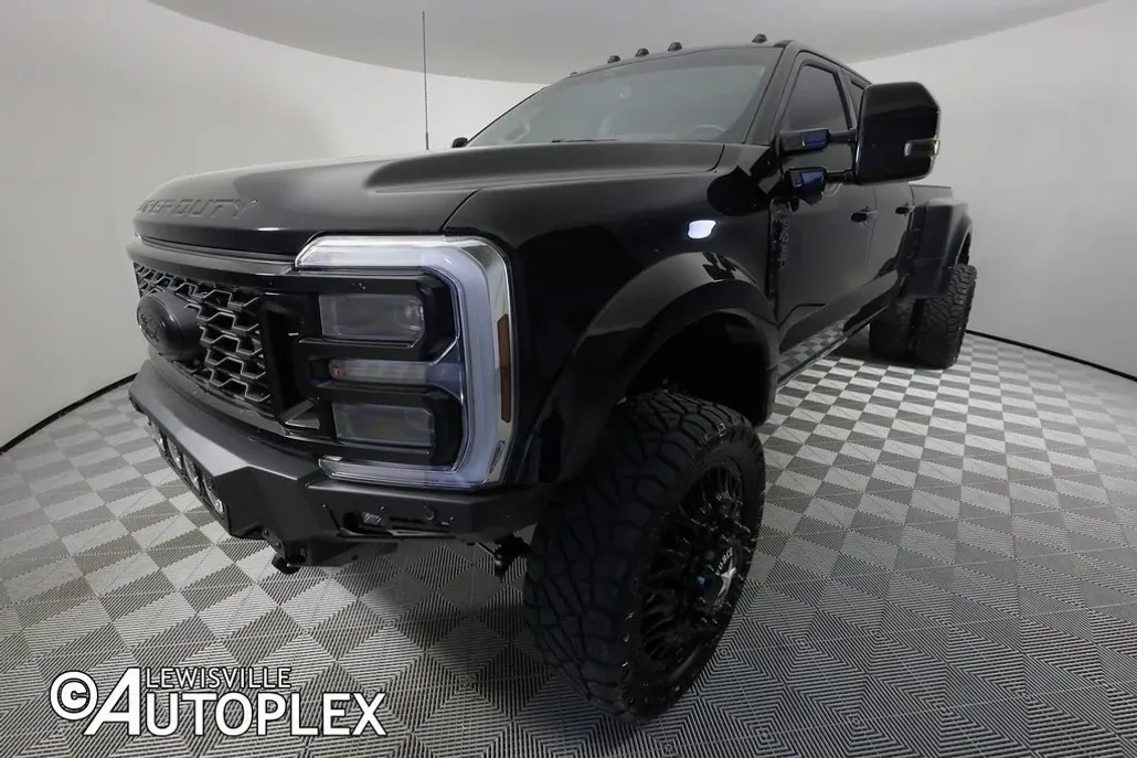 2024 Ford F-450 Limited photo 1