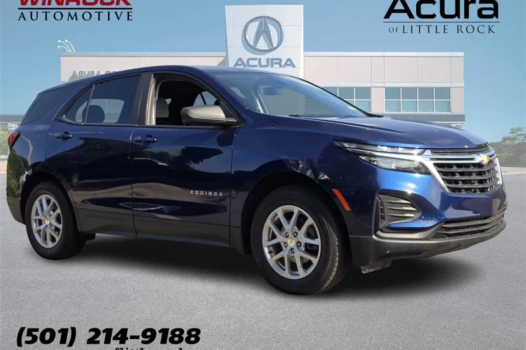 2023 Chevrolet Equinox LS photo 1