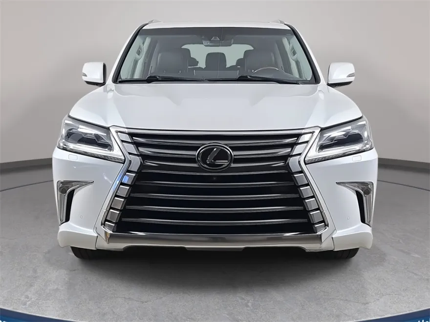 2020 Lexus LX 570 photo 1