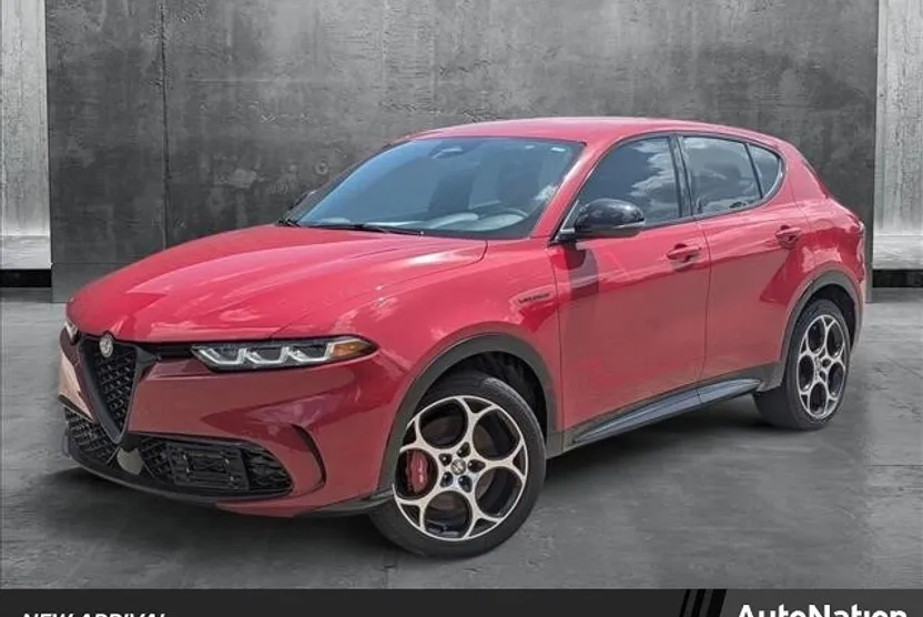 2024 Alfa Romeo Tonale Veloce photo 1