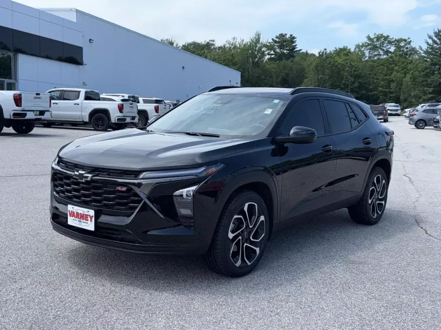 2025 Chevrolet Trax photo 1