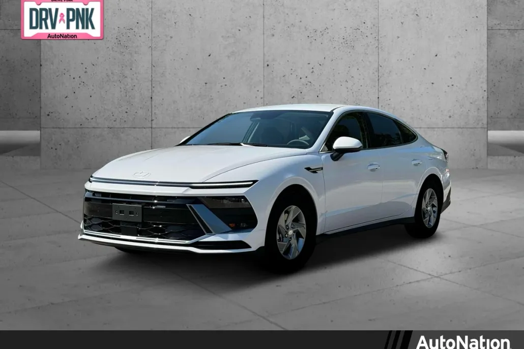 2025 Hyundai Sonata SE photo 1