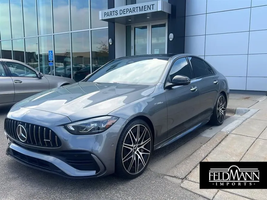 2023 Mercedes Benz C AMG 43 4MATIC photo 1