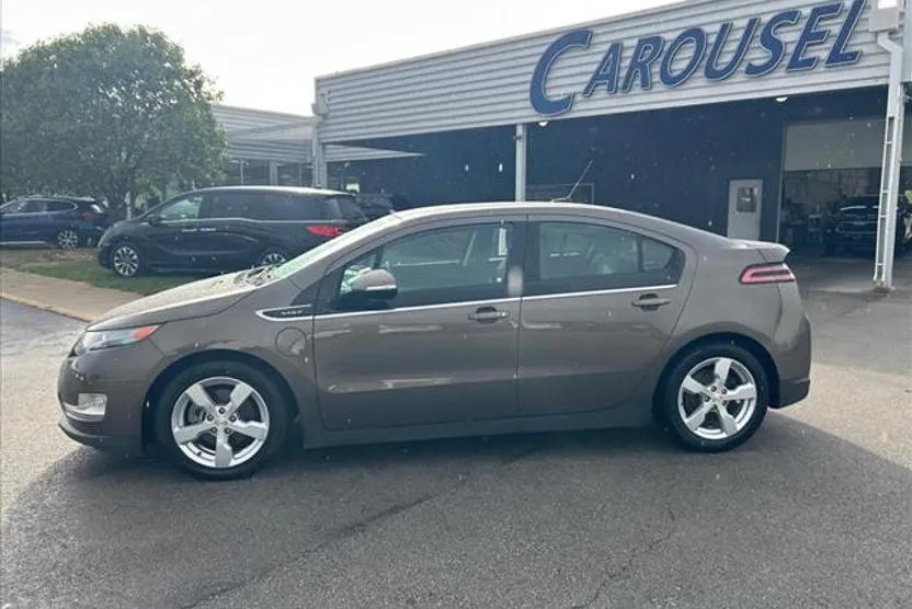 2014 Chevrolet Volt photo 1