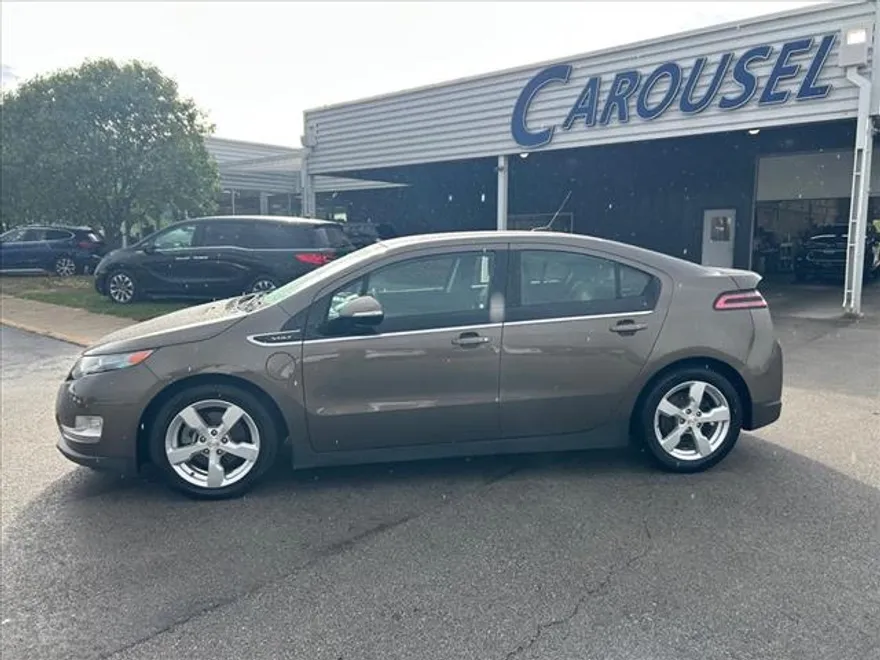2014 Chevrolet Volt photo 1