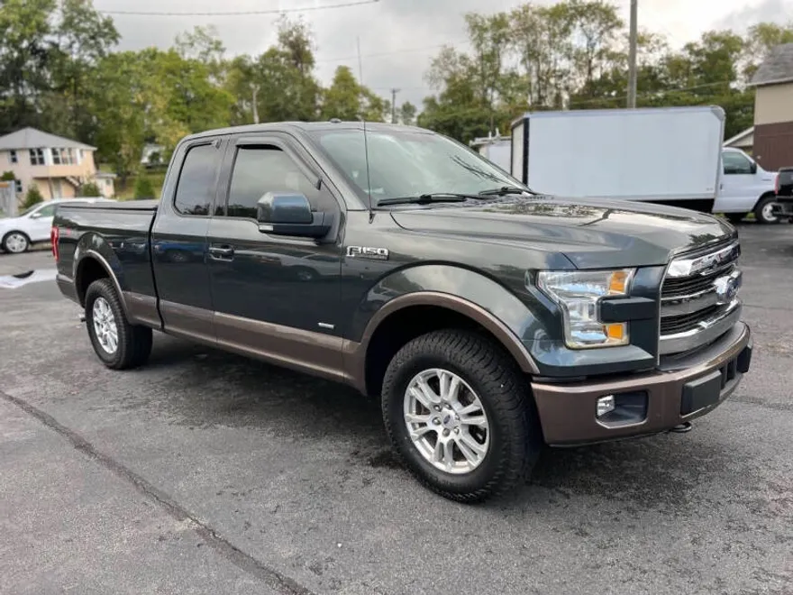 2015 Ford F-150 Lariat photo 1