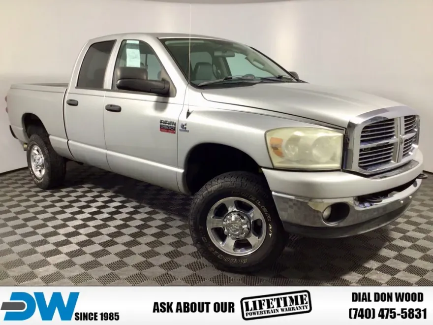 2008 Dodge Ram SLT Wagon photo 1