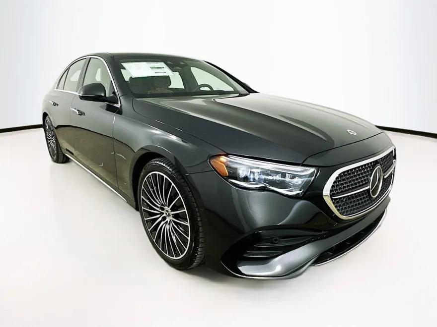 2025 Mercedes Benz E 350 4MATIC Sedan photo 1