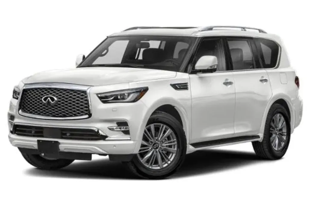 2022 Infiniti QX80 Luxe photo 1