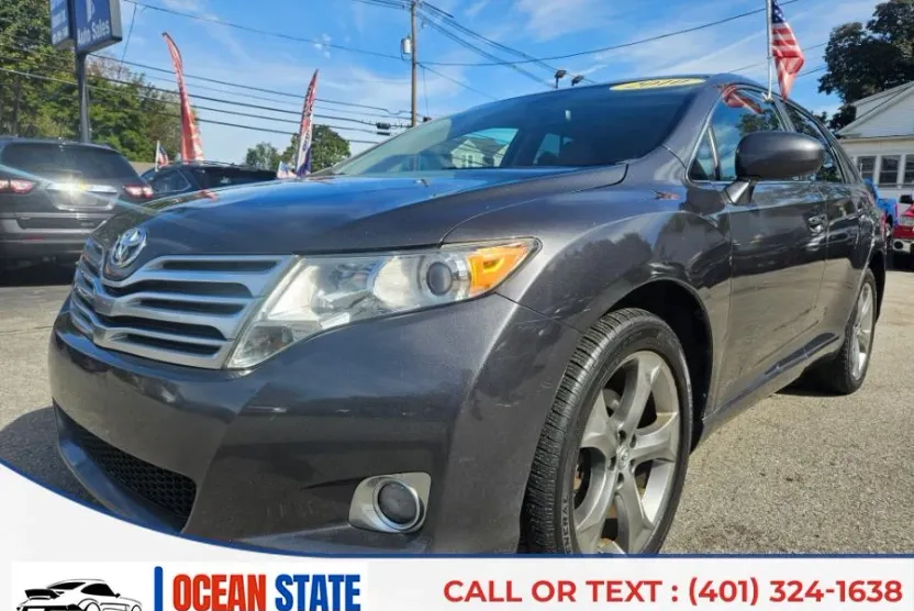 2010 Toyota Venza photo 1