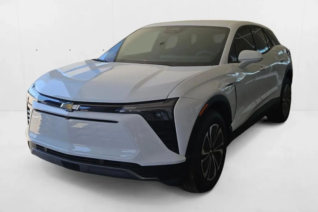 2025 Chevrolet Blazer EV photo 1