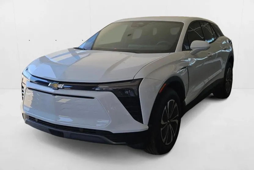 2025 Chevrolet Blazer EV photo 1