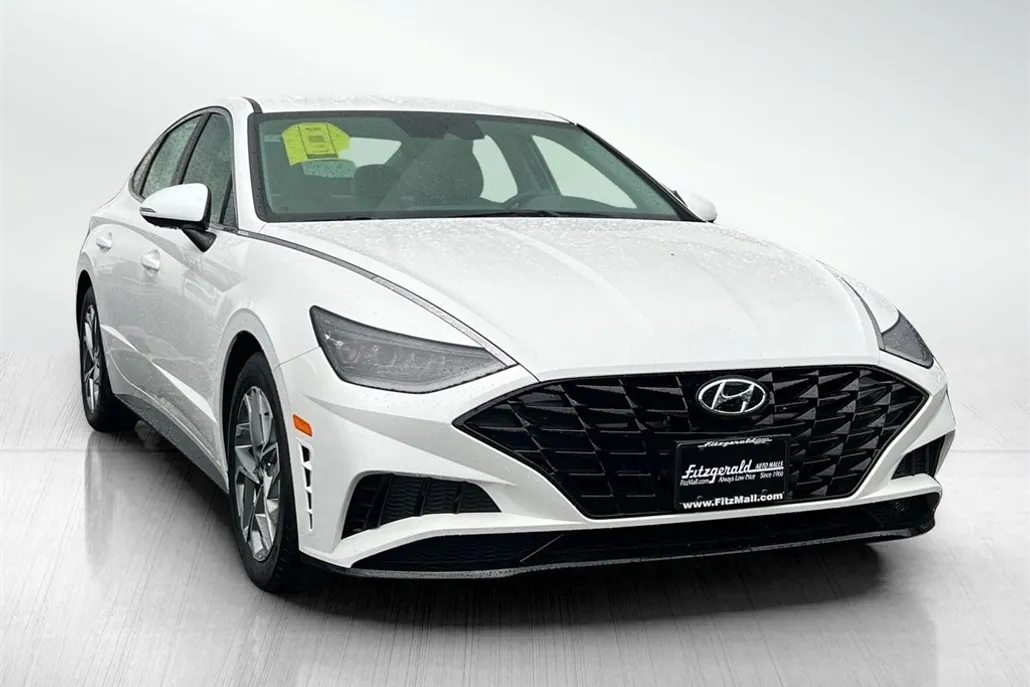 2023 Hyundai Sonata SEL photo 1