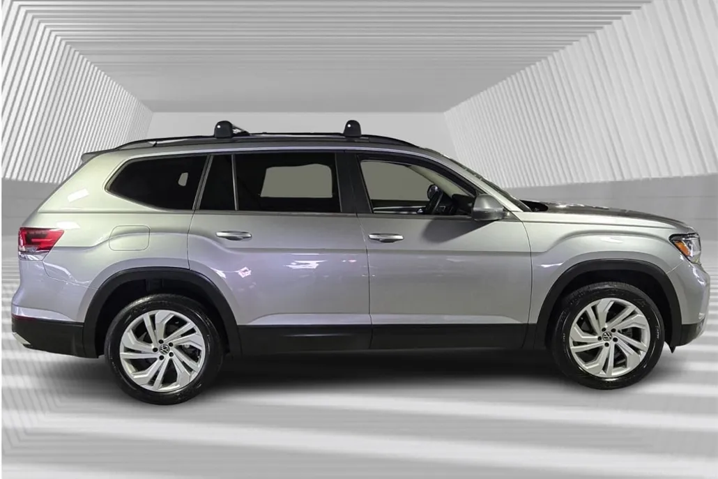 2022 Volkswagen Atlas V6 SE Technology photo 1