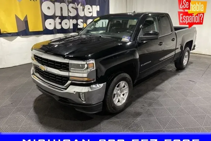 2017 Chevrolet Silverado 1500 LT photo 1