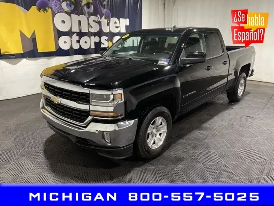2017 Chevrolet Silverado 1500 LT photo 1