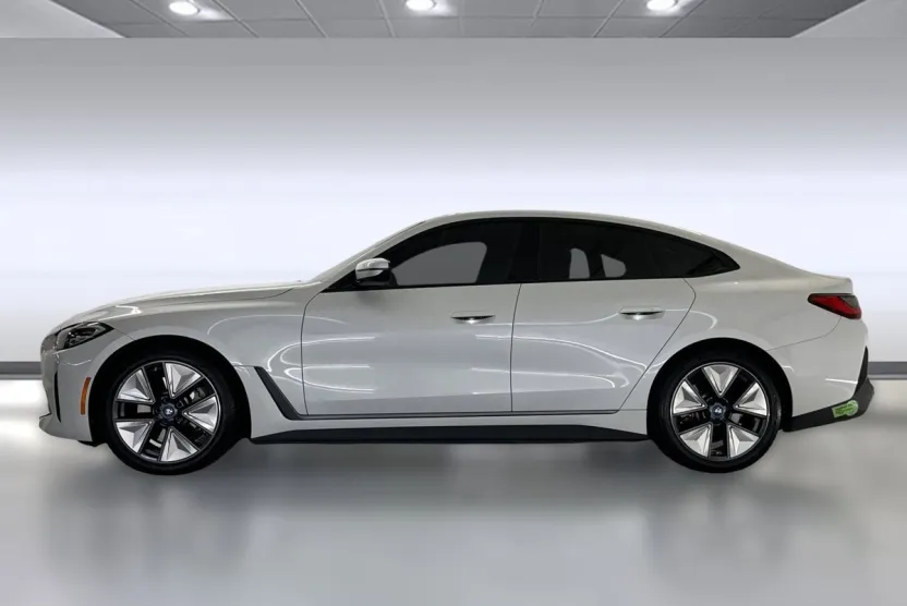 2023 Bmw i4 eDrive35 photo 1