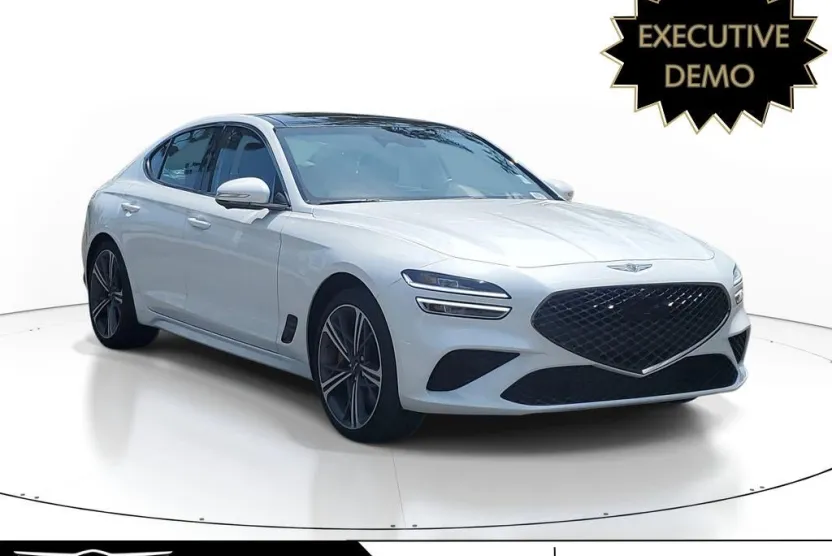 2024 Genesis G70 3.3T Sport Prestige photo 1
