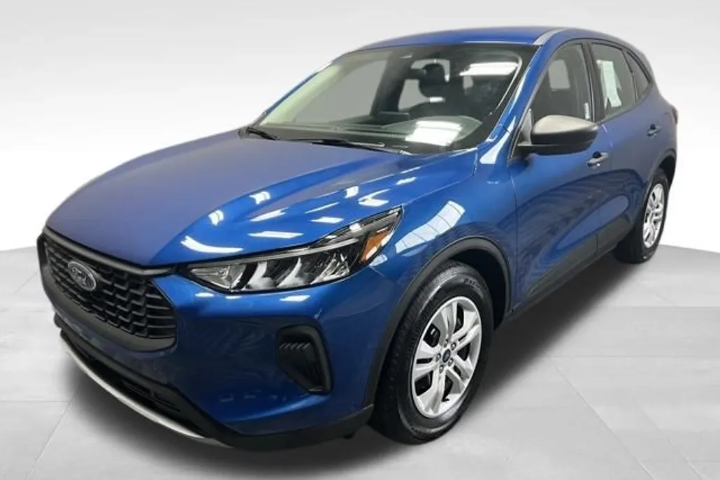 2023 Ford Escape Base photo 1