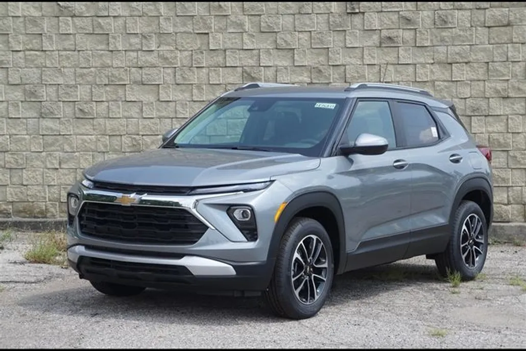 2026 Chevrolet Trailblazer LT photo 1