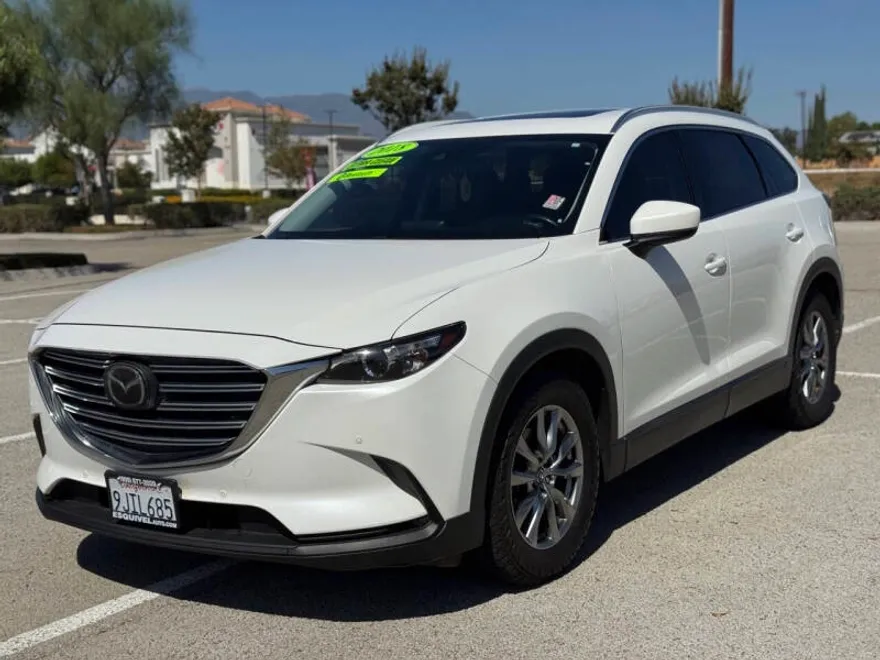 2018 Mazda CX-9 Touring photo 1