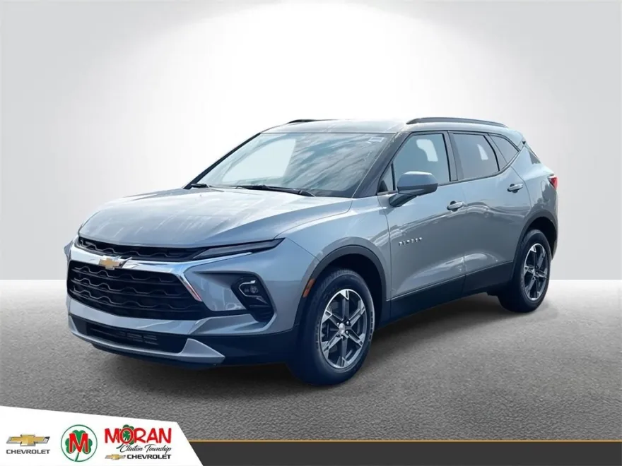 2025 Chevrolet Blazer 2LT photo 1