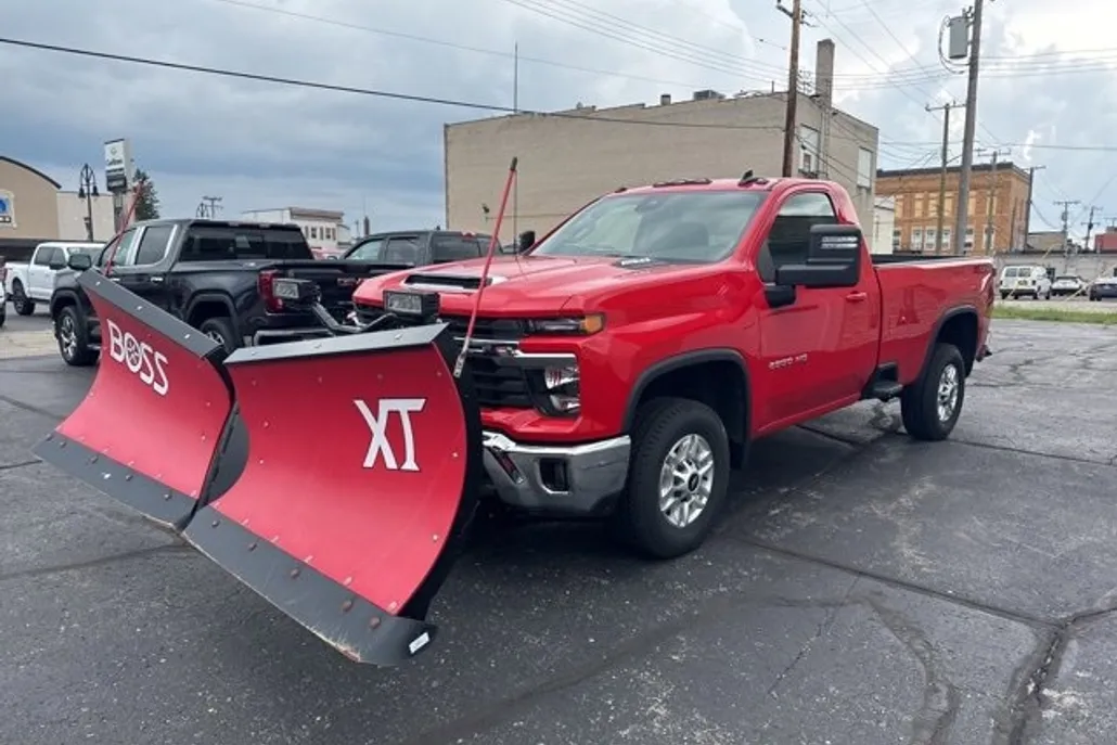 2024 Chevrolet Silverado 2500HD LT photo 1
