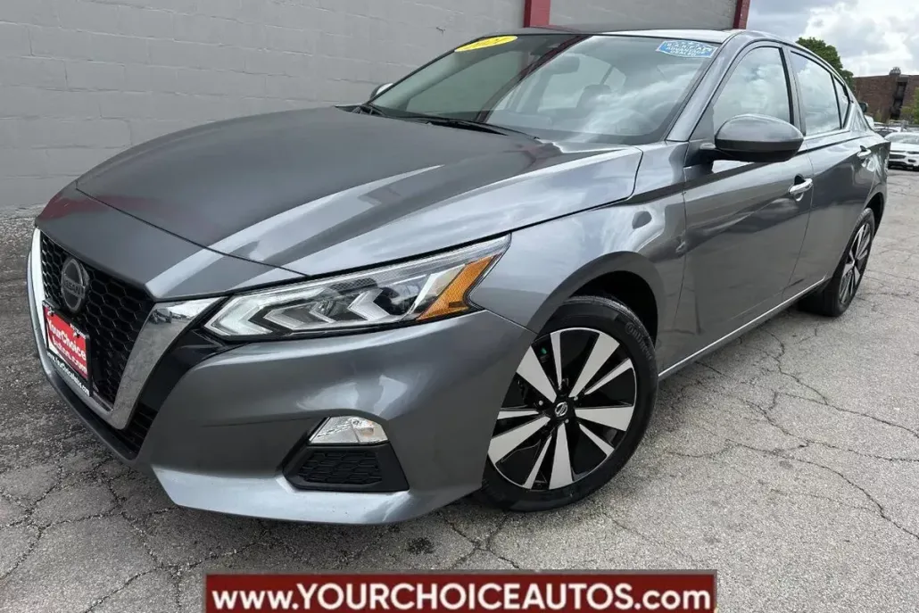 2021 Nissan Altima 2.5 SV photo 1