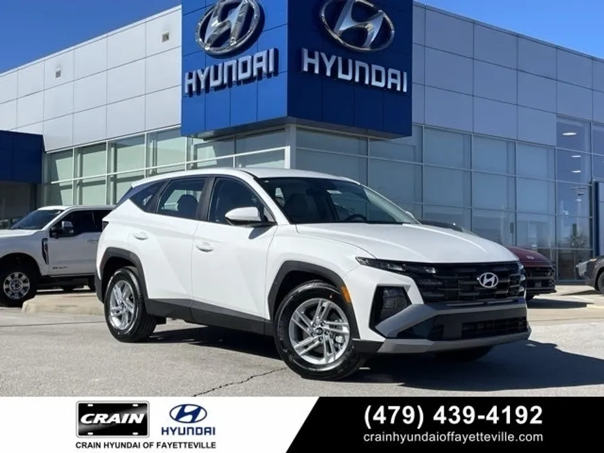 2025 Hyundai Tucson SE photo 1