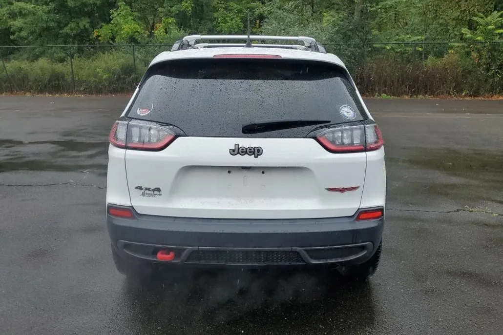 2022 Jeep Cherokee Trailhawk photo 1