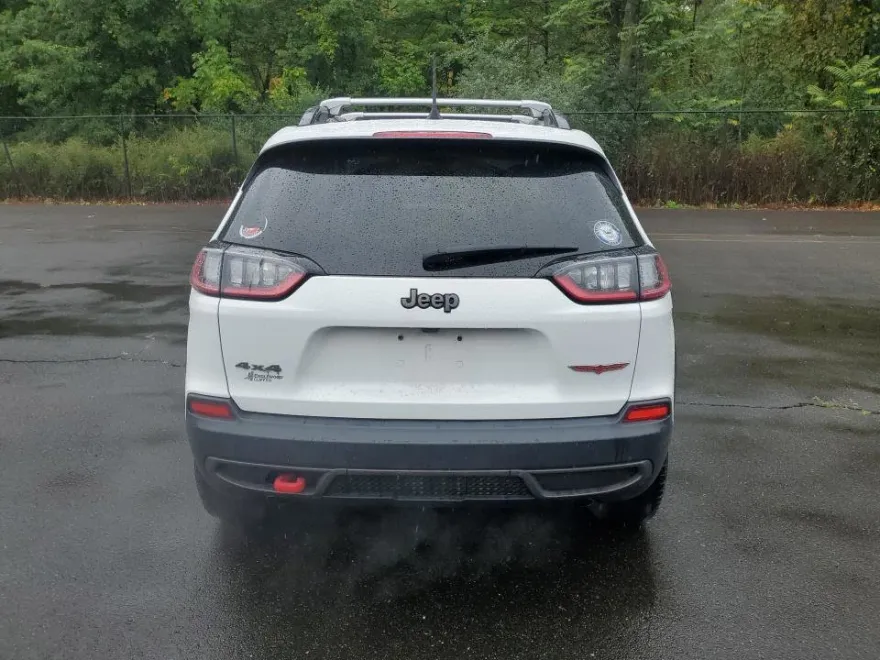 2022 Jeep Cherokee Trailhawk photo 1