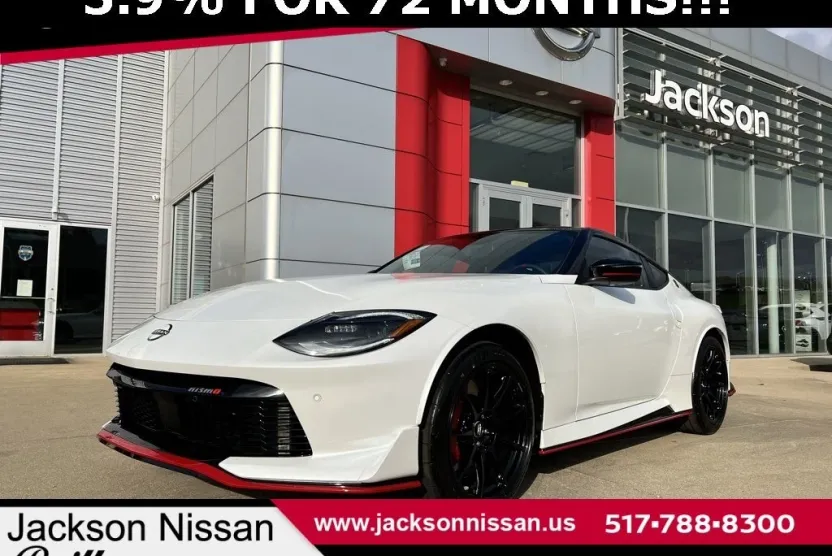 2024 Nissan Z Nismo photo 1