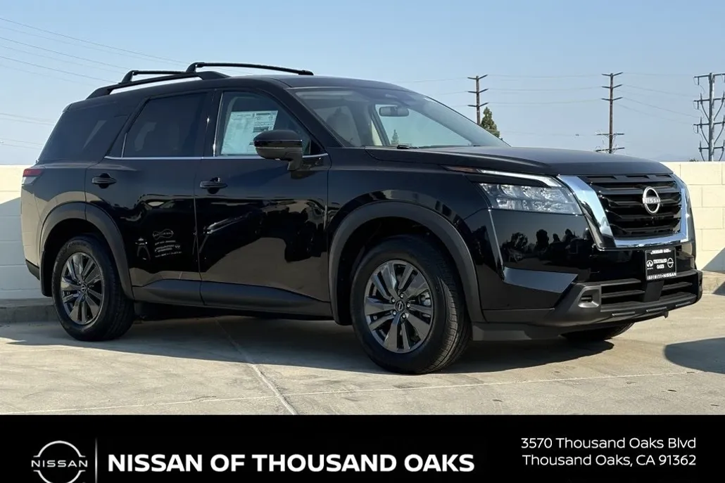 2024 Nissan Pathfinder SV photo 1