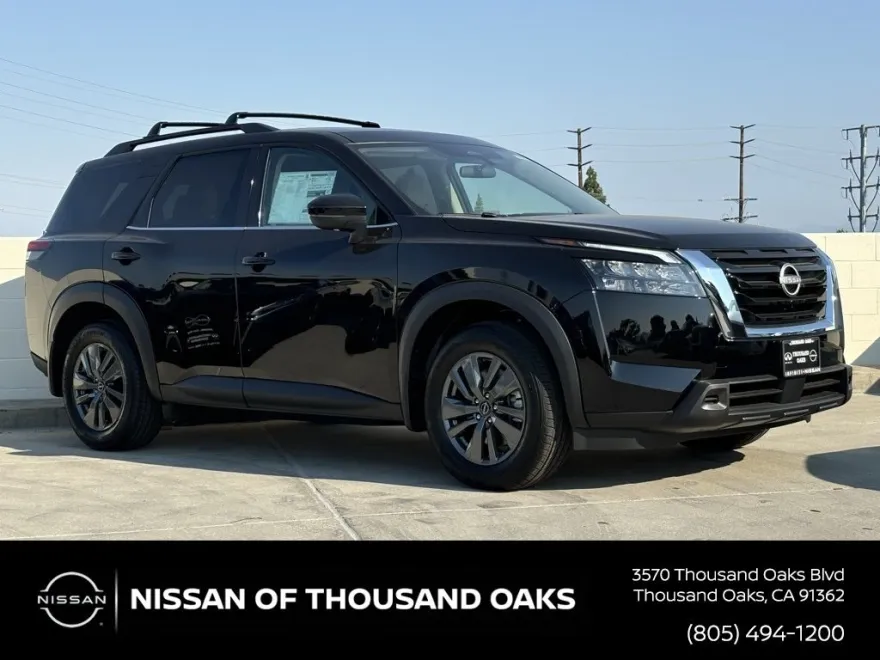 2024 Nissan Pathfinder SV photo 1