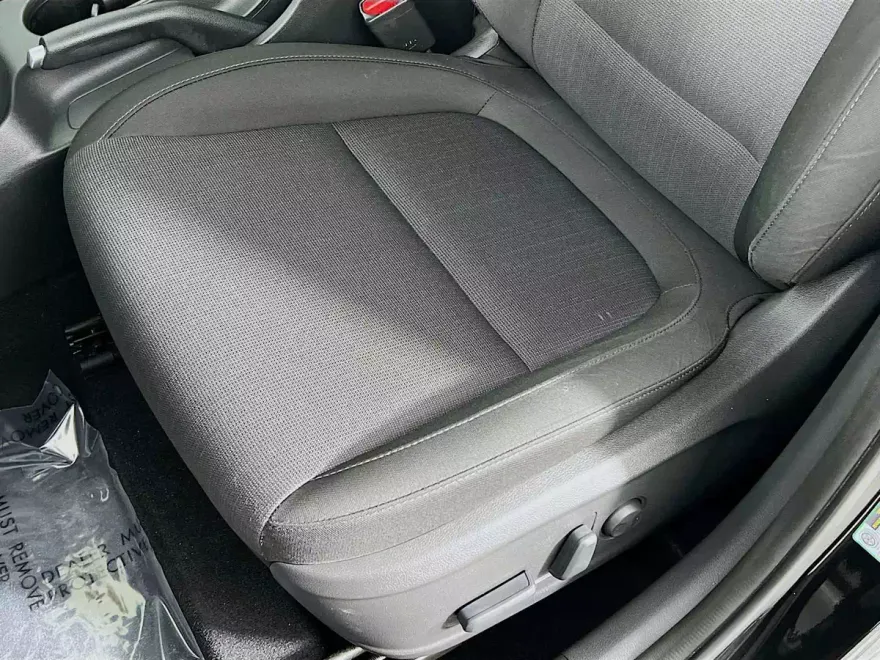 2023 Hyundai Kona SEL photo 1