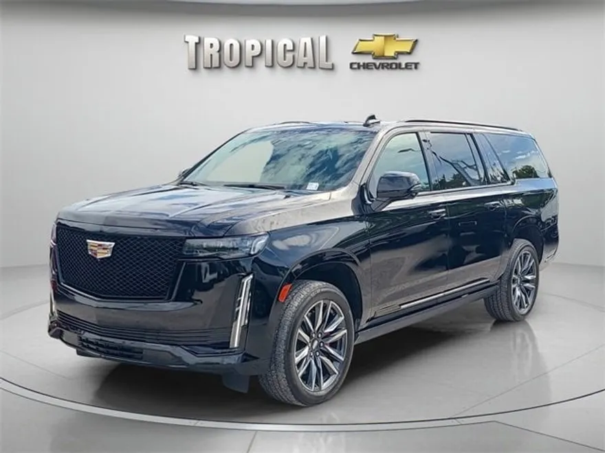 2022 Cadillac Escalade ESV Sport photo 1