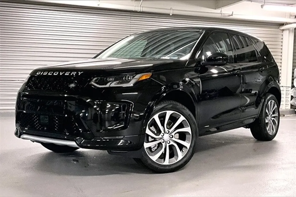 2025 Land Rover Discovery Sport S photo 1