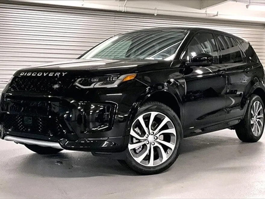 2025 Land Rover Discovery Sport S photo 1