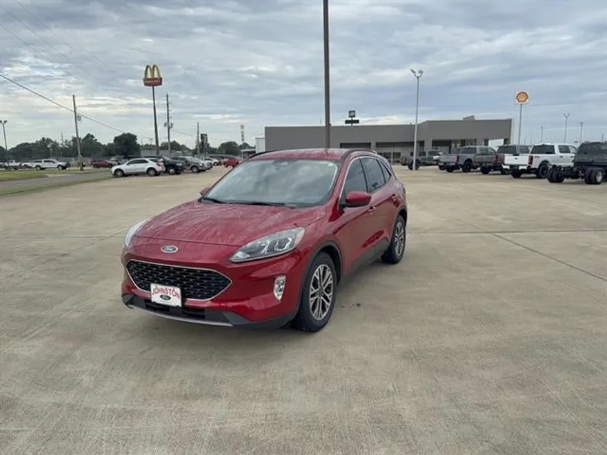2022 Ford Escape SEL photo 1