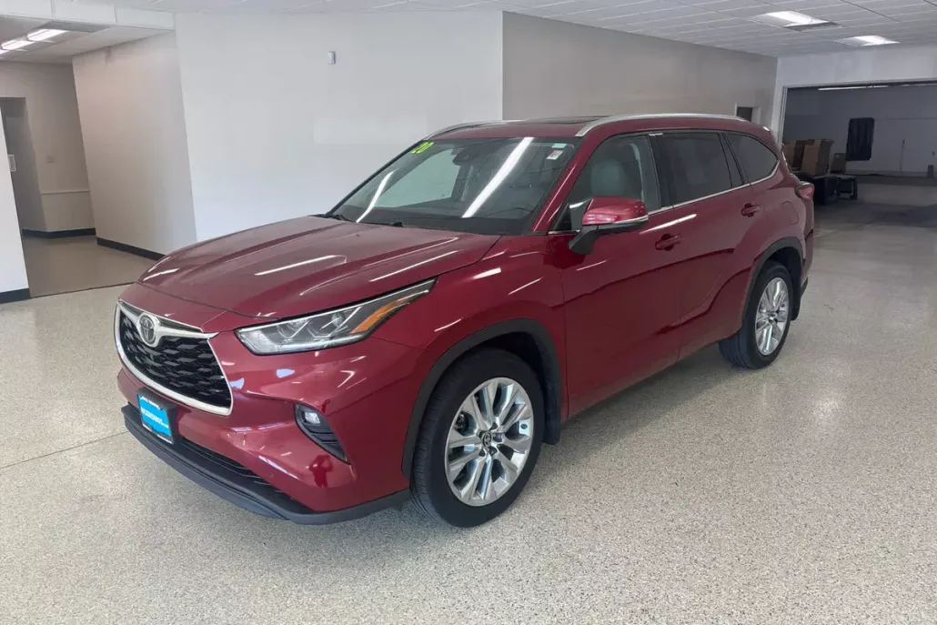 2020 Toyota Highlander Limited photo 1