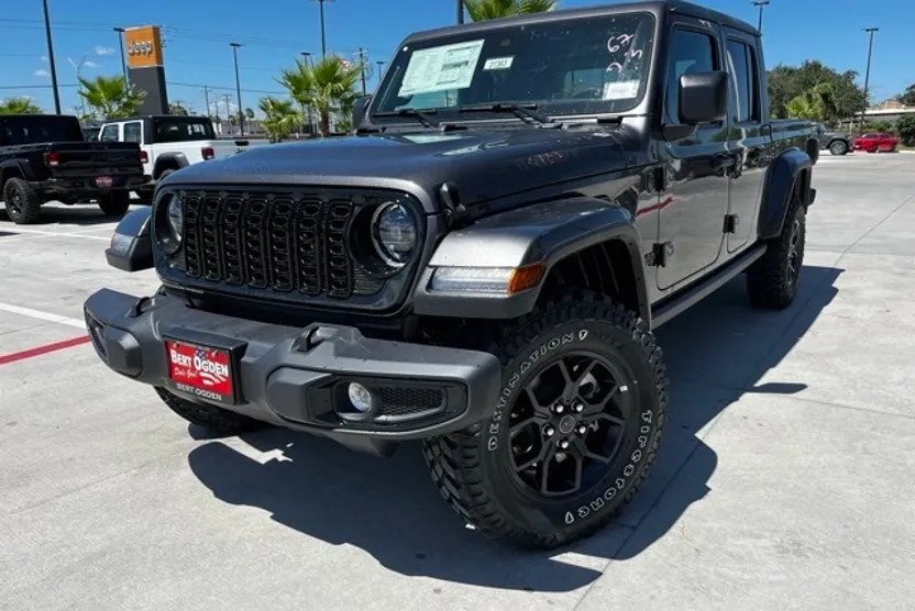 2025 Jeep Gladiator Willys photo 1