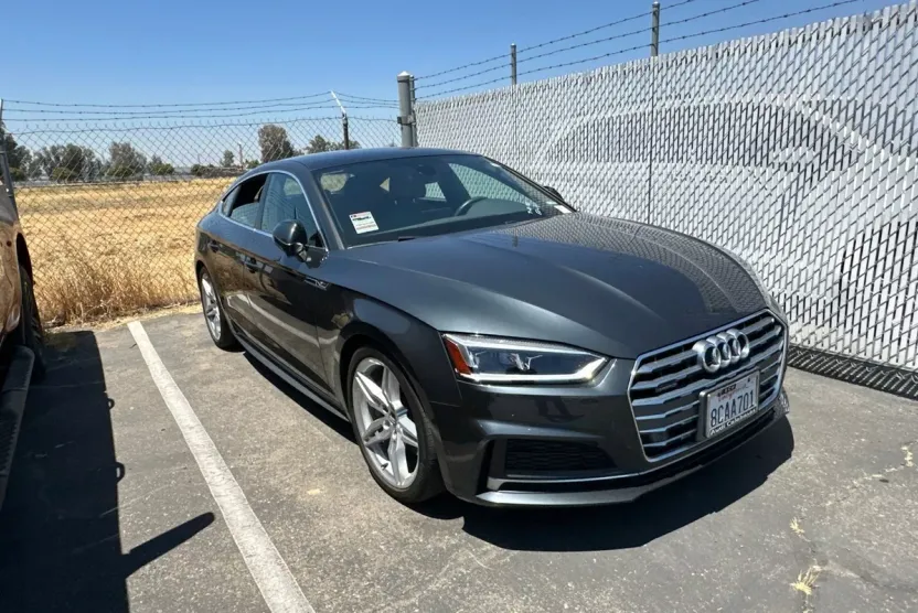 2018 Audi A5 2.0T Premium Plus Quattro photo 1