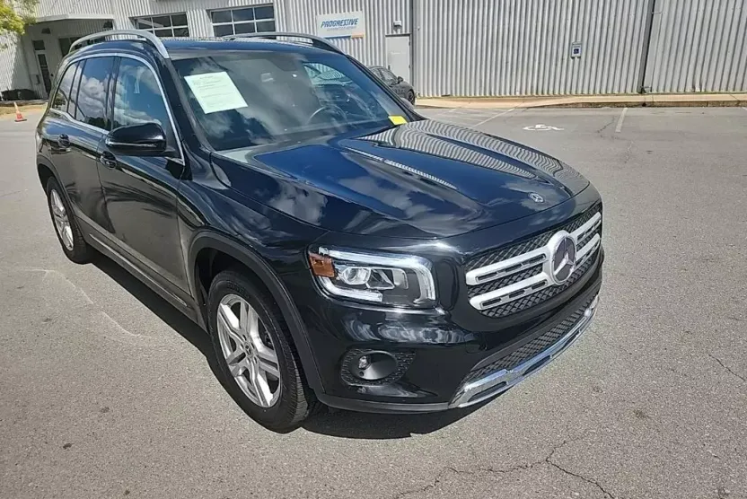 2020 Mercedes Benz GLB 250 photo 1
