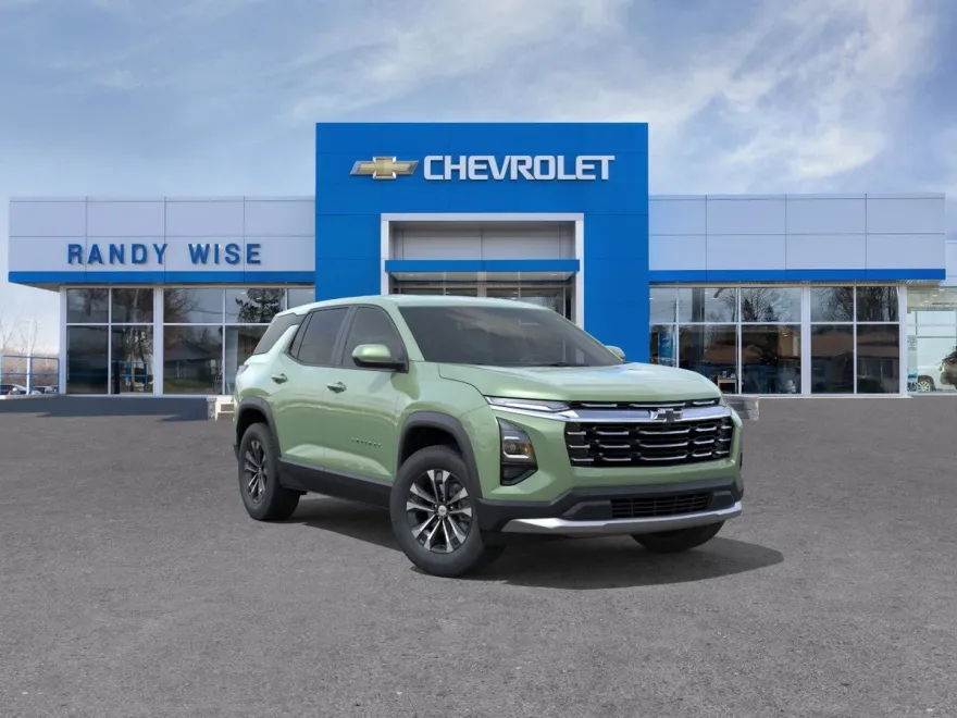 2026 Chevrolet Equinox LT photo 1