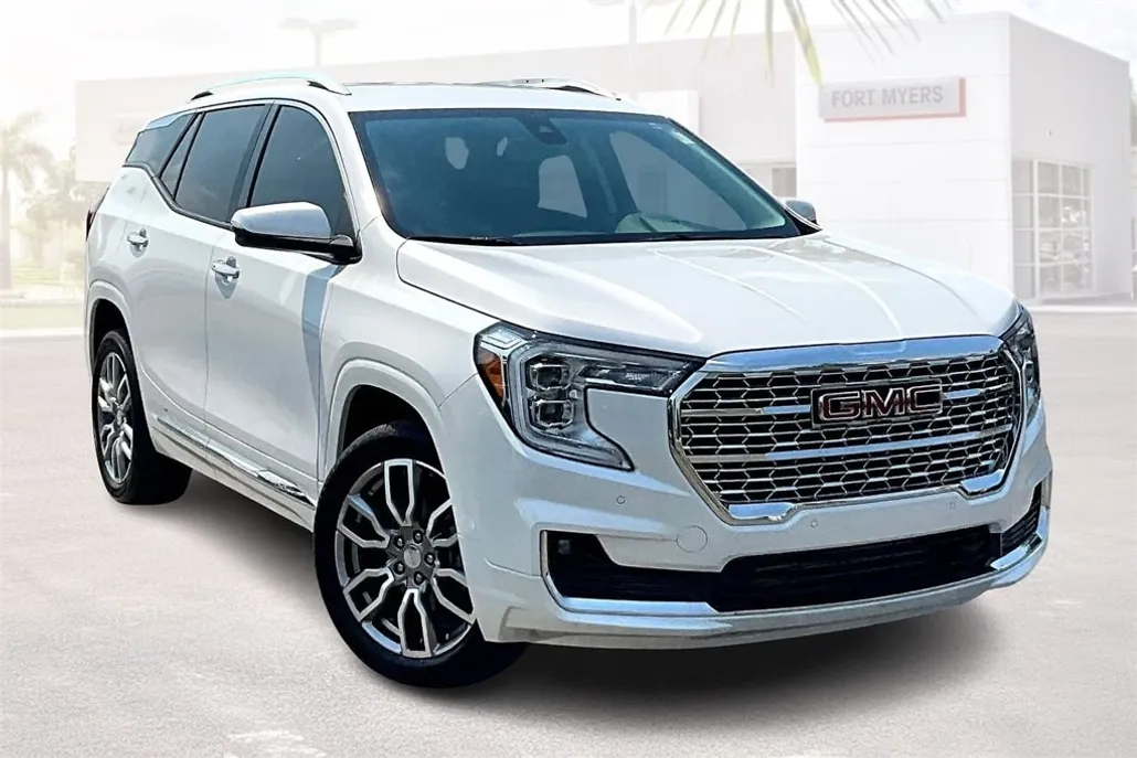 2024 Gmc Terrain Denali photo 1