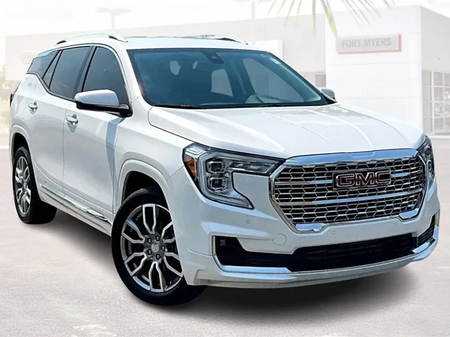 2024 Gmc Terrain Denali photo 1