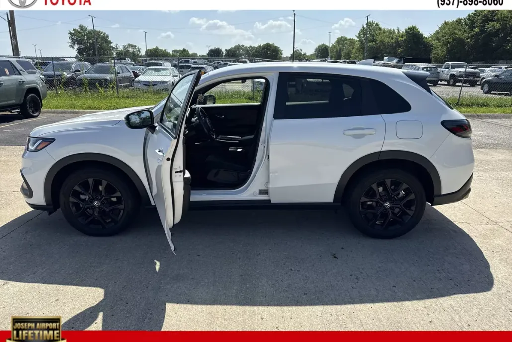 2023 Honda HR-V Sport photo 1