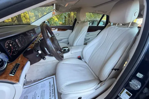 2018 Mercedes Benz E 400 4MATIC Wagon photo 3