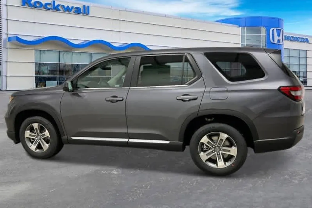 2025 Honda Pilot EX-L photo 1